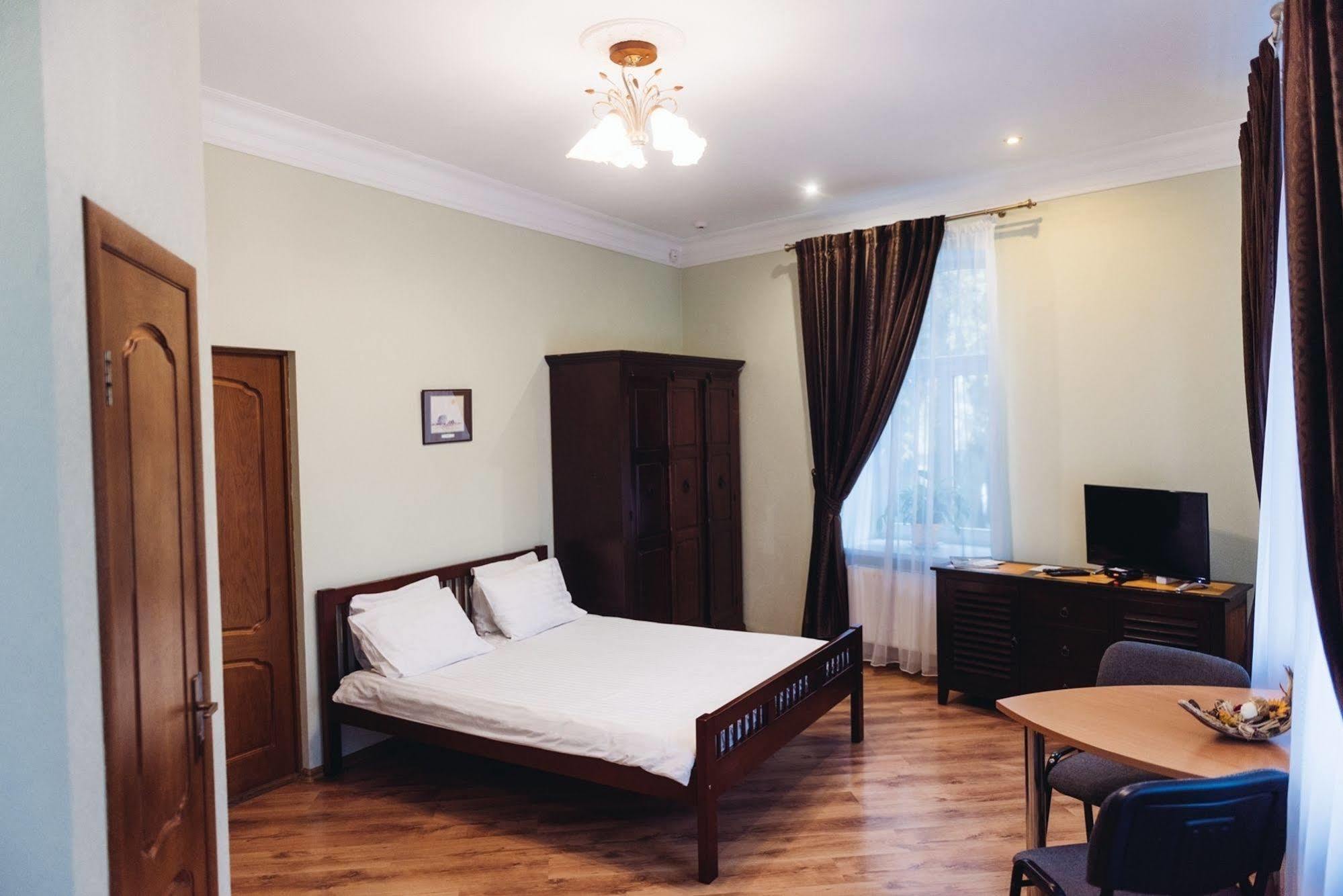 Apartamenti Dvinska Apartment Daugavpils Ngoại thất bức ảnh